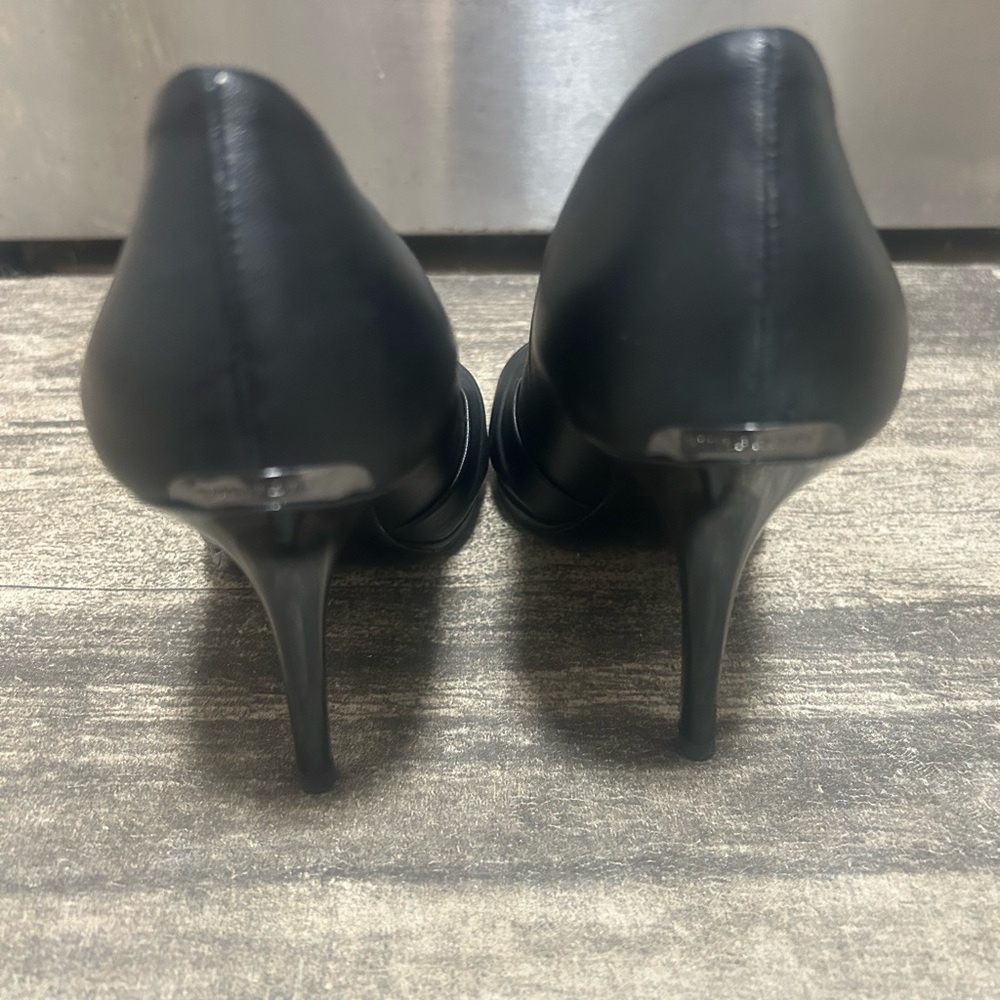 Burberry Black Leather Heels - Picture 8 of 13